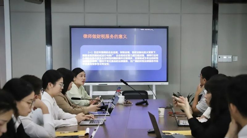 目前市场上营业执照代办服务主要有以下几种类型：